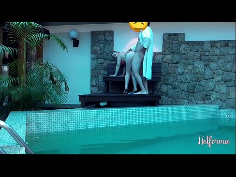 ❤️ Chefe convida criada para a piscina, mas não conseguiu resistir a um ☑ Porno em pt.bladesoul.top ❌